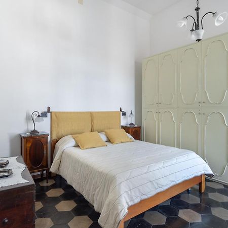 La Casa Nel Cortile Acomodação com café da manhã Vico Equense Exterior foto