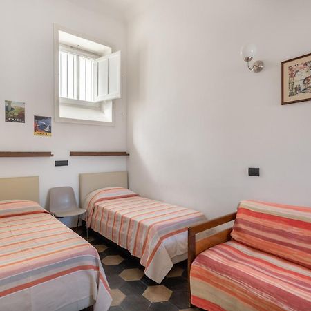 La Casa Nel Cortile Acomodação com café da manhã Vico Equense Exterior foto