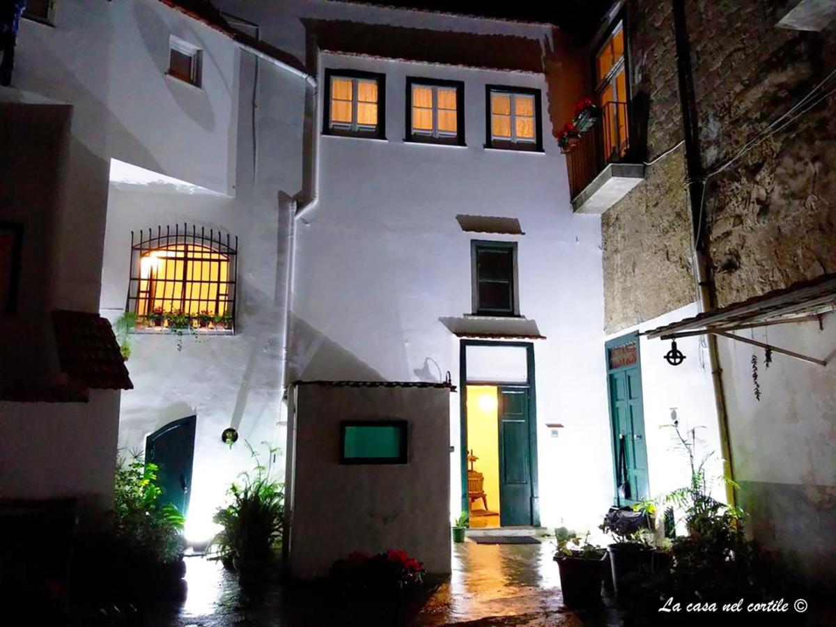 La Casa Nel Cortile Acomodação com café da manhã Vico Equense Exterior foto