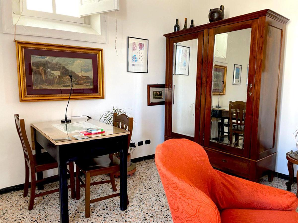 La Casa Nel Cortile Acomodação com café da manhã Vico Equense Exterior foto